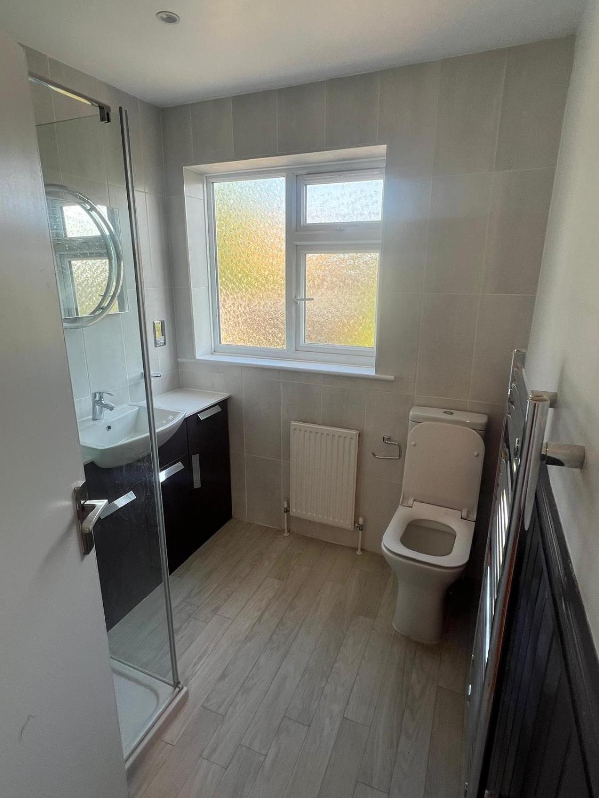 Good Priced Single Rooms In Northolt エクステリア 写真